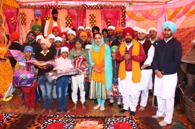बिल्ला वाली छपड़ी में धूमधाम से मनाई माघी