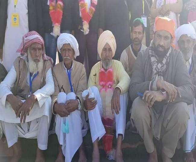 'पंजाबी लहर' ने भारत व पाकिस्तान के 200 परिवारों को फिर से जोड़ा, 74 वर्षों बाद बुजुर्ग भाइयों की भावुक मुलाकात के दौरान नम हुई हर किसी की आंखें