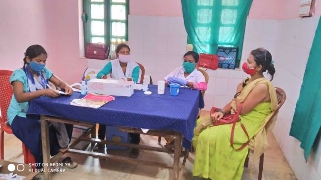 दूसरे दिन भी शहरी क्षेत्रों में उमड़ी भीड़