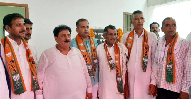 शहर और गांवों के आठ करोड़ रुपये के विकास कार्यो का शिलान्यास