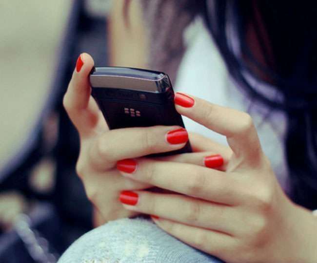Honey Trap: वीडियो काल में चेहरा ढक लेती थी पाकिस्तानी युवती, फेसबुक पर लगा रखी थी पंजाबी लड़की की फोटो