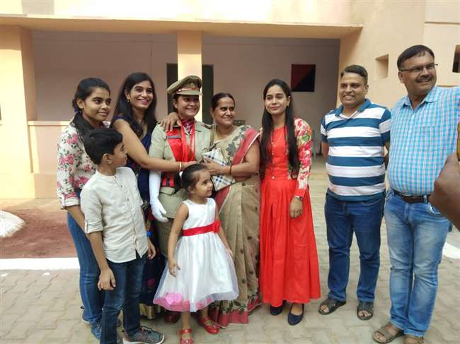 यूपी पुलिस को मिलीं 74 महिला दारोगा, अमेठी की ऋचा मिश्रा सर्वांग सर्वोत्तम Moradabad News