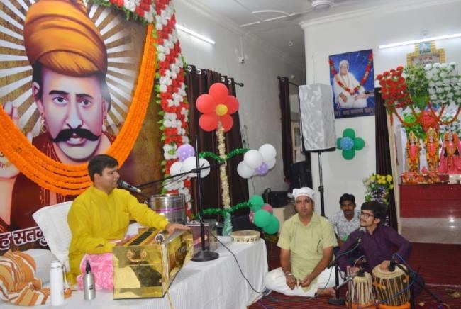 उठानी होगी सिधी भाषा व साहित्य को बचाने की जिम्मेदारी