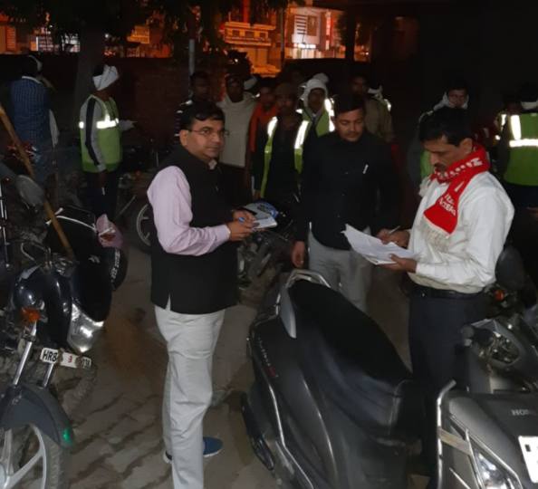 छह सफाईकर्मी गैरहाजिर, एजेंसी को नोटिस