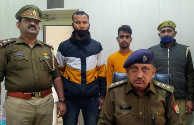 संशोधित:::गैंगस्टर बोला, नोट देखकर मिलता चैन, इसीलिए करता हूं चोरी