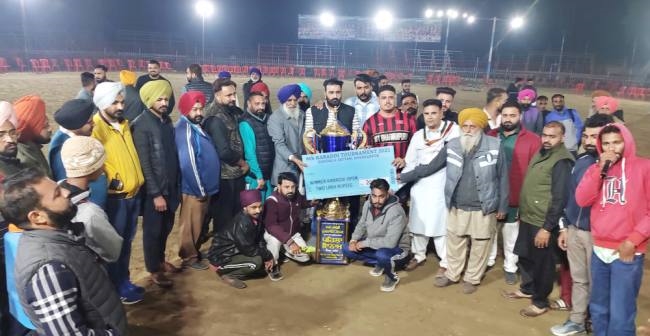 शकरपुर ने भगवानपुर को हरा कर जीता कंधाला का कबड्डी कप