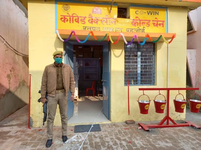 कोविशील्ड वैक्सीन पूरी तरह सुरक्षित: सीएमओ