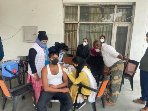कोरोना से एक की मौत, एक जज व तीन
डाक्टरों सहित 62 की रिपोर्ट पाजिटिव