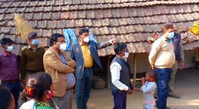 टीका नहीं लेनेवालों को सार्वजनिक कार्यक्रम में रखें दूर