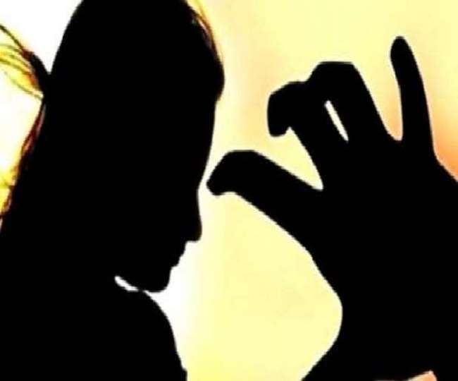 नशे में ससुर रिश्ता भूला, शराब पीकर बहू से करने लगा अश्लील हरकतें; जानें फिर क्या हुआ