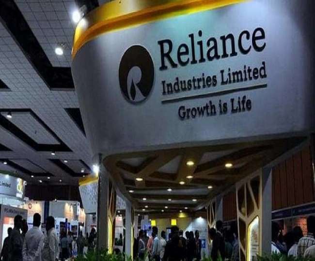 Reliance ने मचाया धमाल, 1717265.94 करोड़ की कंपनी बनी, जानें TCS और Infosys की स्थिति
