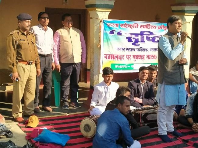 नक्सलियों की विचारधारा विकास विरोधी: थानाध्यक्ष