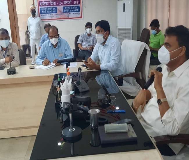 गंगा-यमुना में अब शव बहाए तो होगी कार्रवाई, निगरानी का समिति का गठन Aligarh news