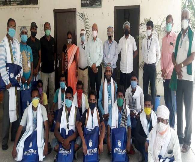 मुजफ्फरपुर के मुक्तिधाम में तैनात निगमकर्मी पेश कर रहे सेवा की अद्भुत मिसाल