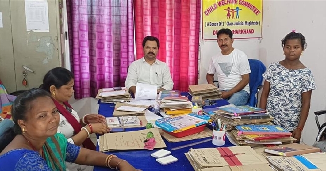 सौतेली मां की प्रताड़ना से तंग आकर भागी बालिका