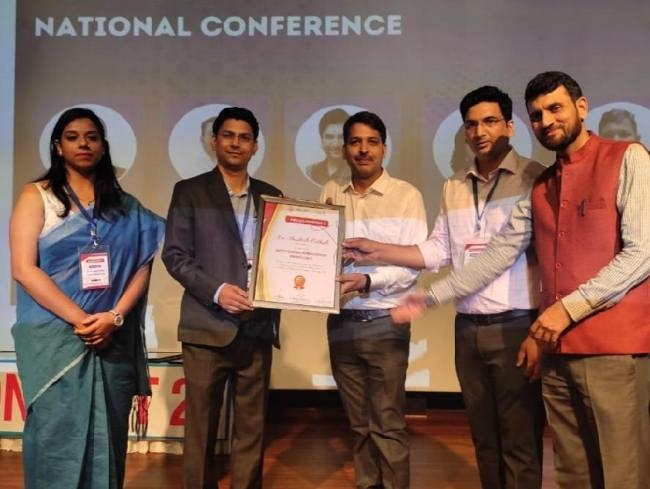 भदोही के चिकित्सक का फरीदाबाद में हुआ सम्मान