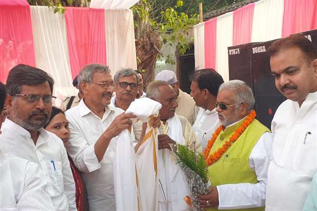 रोहतास में मंत्री श्रवण कुमार ने कहा, बिहार में बढ़ रहे रोजगार के अवसर, साढ़े ग्यारह लाख गरीबों को मिलेंगे आवास