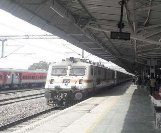 Punjab Train Travel Alert: इंटरसिटी, दरंभगा समेत 18 ट्रेनें रहेंगी रद, कई गाड़ियों का रूट डायवर्ट; जानिए कारण