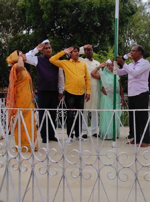 garhwa news, jharkhand news सभी लोगों को है जीने की आजादी : बीडीओ