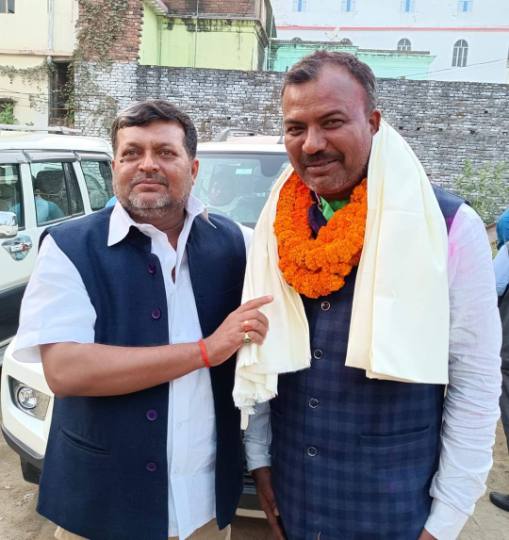 सारण के परसा में चार पुराने तो नौ नए चेहरे जीते