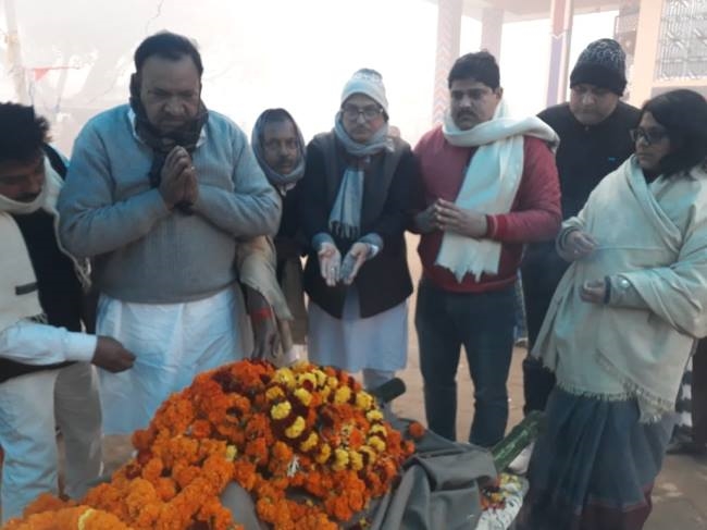 पंचतत्व में विलीन हुए कांग्रेस के पूर्व विधायक नंदलाल