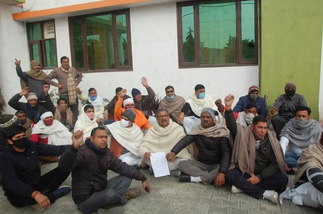 टिकट पर भाजपा में घमासान, नड्डा तक पहुंची शिकायत