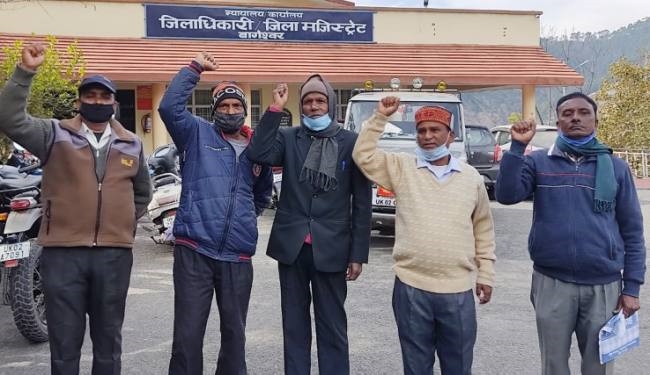 मेहनरबूंगा के नागरिकों का चुनाव बहिष्कार का एलान