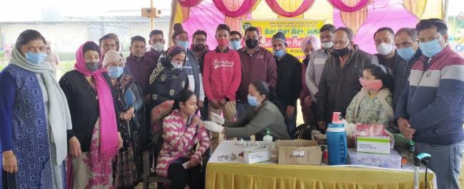 डेरा सच्चा सौदा में 380 लोगों के लगाई कोरोना वैक्सीन
