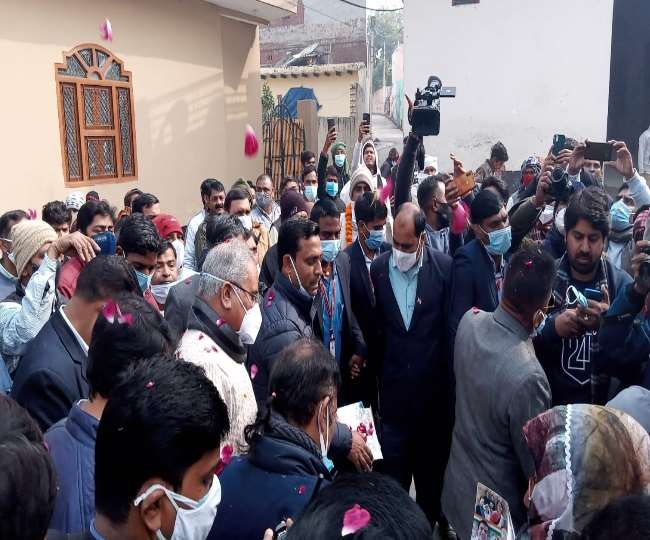 छत्तीसगढ़ के सीएम भूपेंद्र सिंह बघेल ने कहा, यूपी में दो बार जाति व एक बार धर्म के आधार पर बनी सरकार
