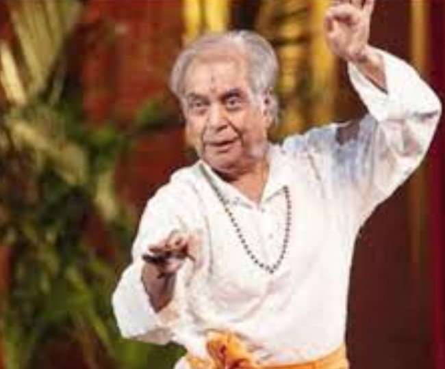 कथक सम्राट पंडित बिरजू महाराज का निधन, हरियाणा में शिष्यों ने कुछ यूं दी श्रद्धांजलि