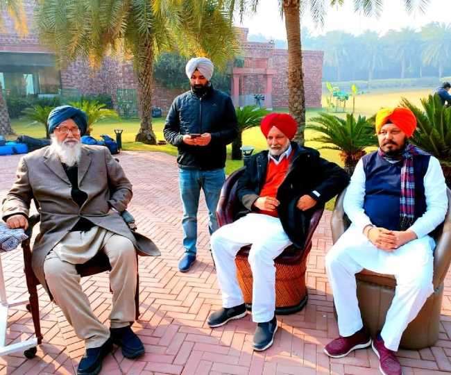 पंजाब चुनाव 2022: पारा 10 डिग्री, उम्र 95 साल, फिर भी प्रकाश सिंह बादल में जोश 100%, ये है दिनचर्या