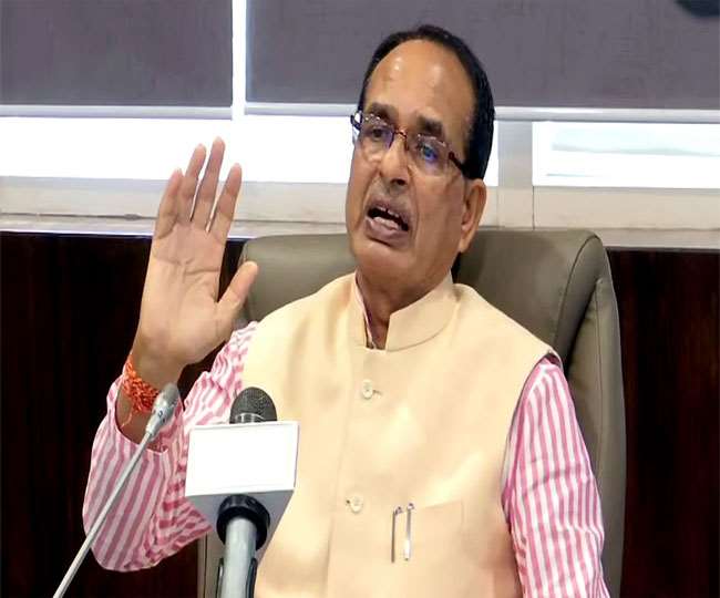 मुख्यमंत्री शिवराज सिंह ने मध्य प्रदेश में त्रिस्तरीय पंचायतों को दिए प्रशासकीय अधिकार