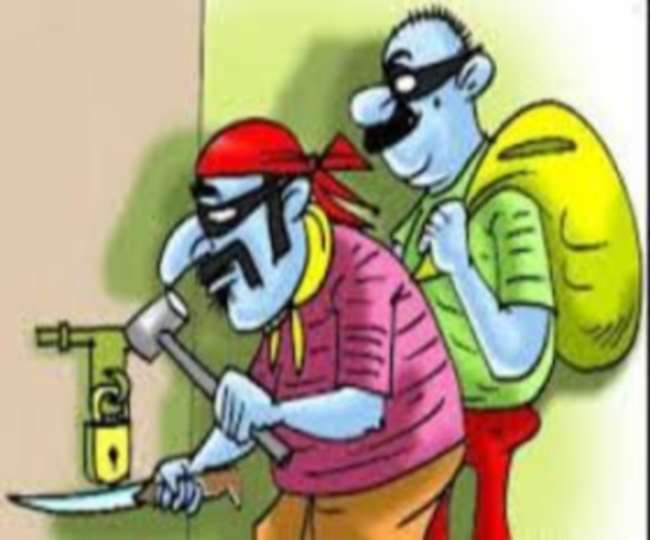 सहारनपुर के हनुमान मंदिर में चोरी, पुलिस को इन पर है शक