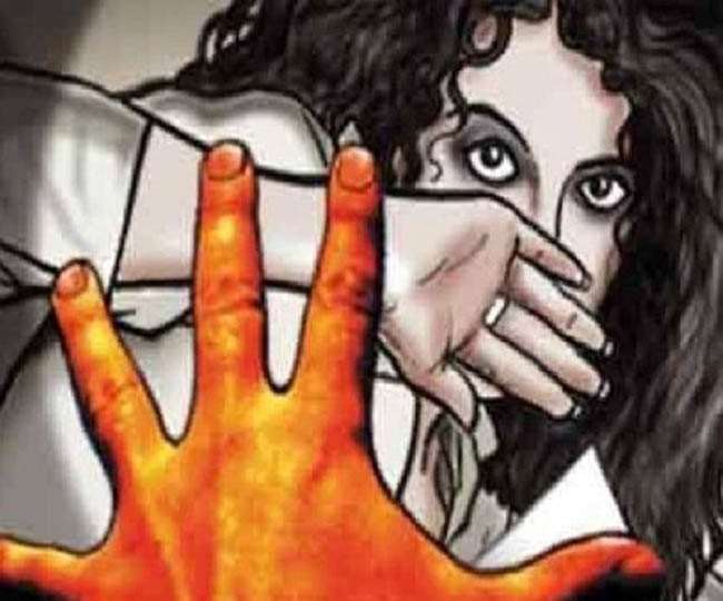 शिवहर के डुमरी कटसरी में मिली युवती की लाश, क्या उसके साथ गंदा काम किया गया?