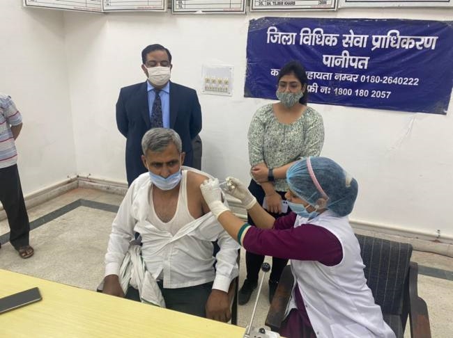 28 स्थानों पर हुआ टीकाकरण, 1382 ने लगवाई डोज