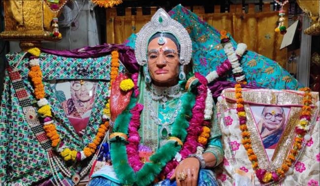 होनहार बच्चों के लिए वरदान है सिद्ध माता लाल देवी भवन