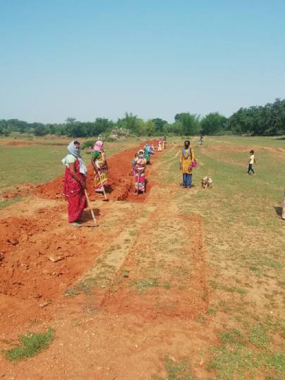 गुमला प्रखंड में मनरेगा व आवास की 733 योजनाएं जारी