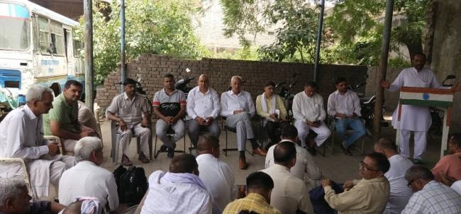 कर्मचारियों पर दर्ज हुए मामले के विरोध में आंदोलन करेंगे रोडवेज कर्मी