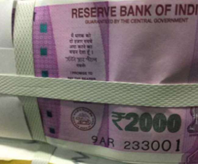 सिरसा में क्रिकेट सट्टा लगाते दो गिरफ्तार, 40 हजार की नकदी, पांच मोबाइल और लैपटाप बरामद