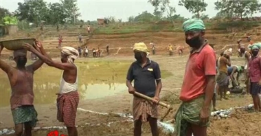 जीवन जीविका के लिए आशा की किरण बनी मनरेगा
