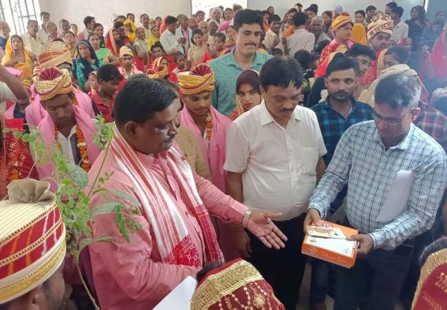 गूंज उठी शहनाई, 284 जोड़ों ने शादी रचाई