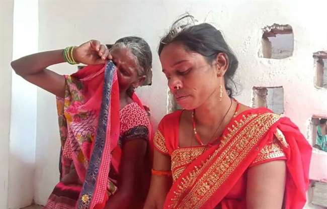 बिल्हौर में मां-बेटी को घर छोडऩे का झांसा देकर बैग लेकर फरार हो गए स्कूटी सवार