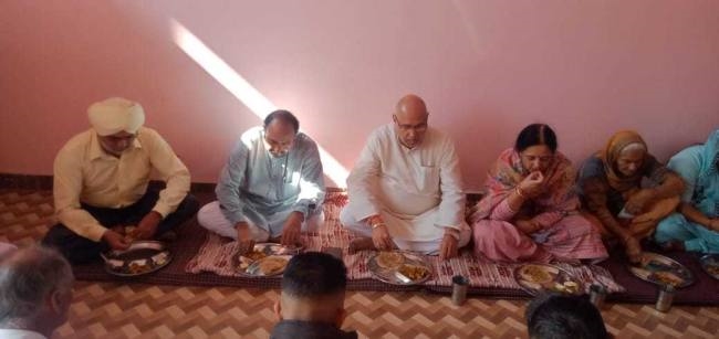 भाजपा ने टिफिन मीटिंग कर बढ़ाया कार्यकर्ताओं का जोश