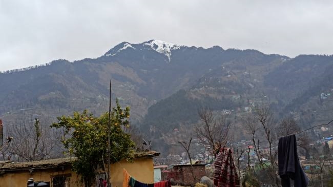 अगले दो दिन बारिश की कोई संभावना नहीं, अधिकतम तापमान तीन डिग्री गिरा