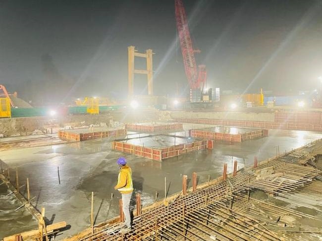 भूमिगत स्टेशन भैंसाली में ऊपरी छत डालने का कार्य शुरू