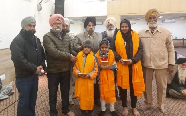 बच्चों को पंथक मर्यादा से जोड़ रही श्री सुखमणि साहिब सेवा सोसायटी