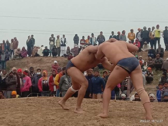 अलीगढ़ के सचिन ने बरेली के बादल को दी पटखनी