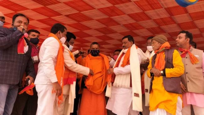 दुनिया चले न श्री राम के बिना, राम जी चले न हनुमान के बिना.