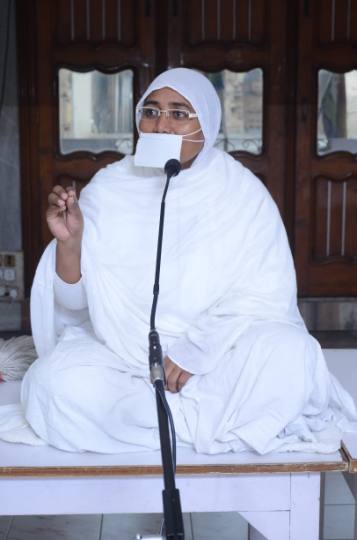 बोलने की कला नहीं टूटने देती घर व समाज : साध्वी रत्न संचिता
