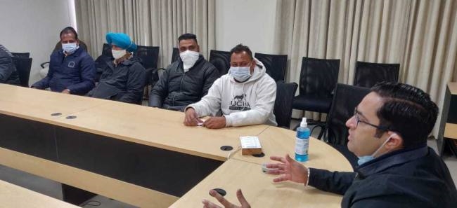 मतदान के शेड्यूल की दी जानकारी